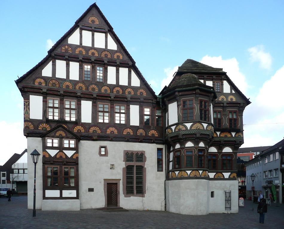 Gaestehaus Am Raeuschenberg Hoexter Exterior photo